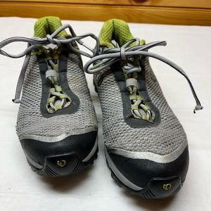 Pearl Izumi X-ALP Seek Cycling Shoes Womens Size 8 Athletic Lace‎ Up 2 Bolt